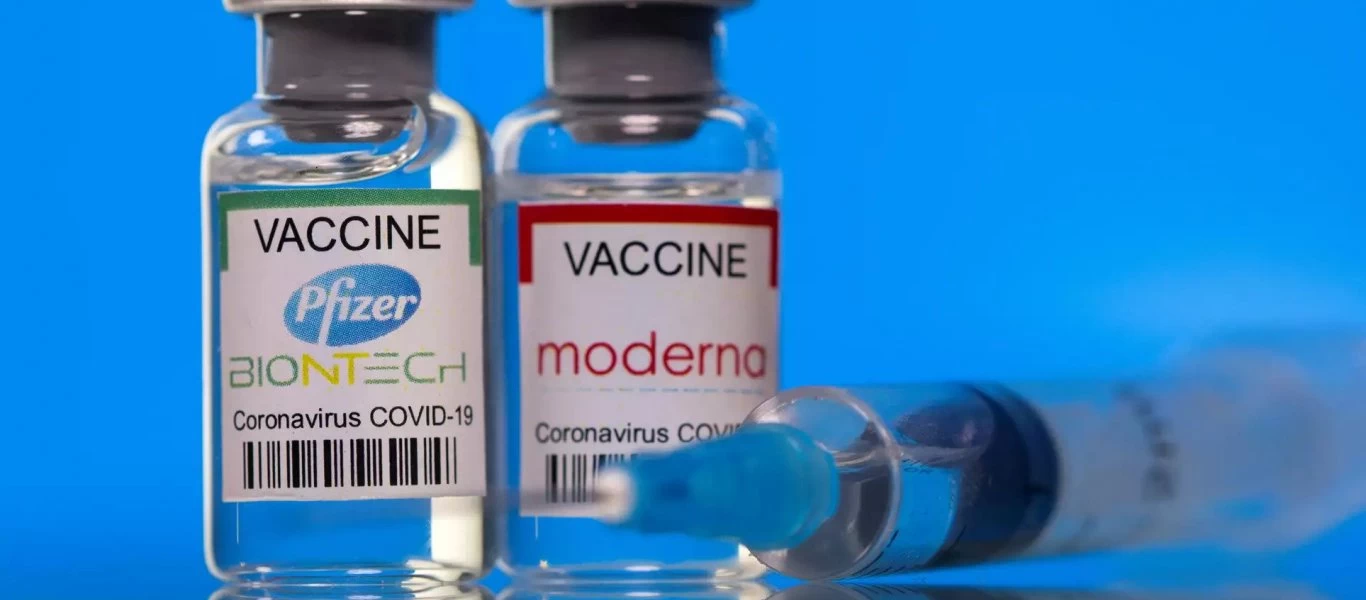 «Ασυγκράτητη» η Pfizer: Με τις ΗΠΑ κατέθεσε αίτημα και στη Βρετανία για τον εμβολιασμό παιδιών 12-15